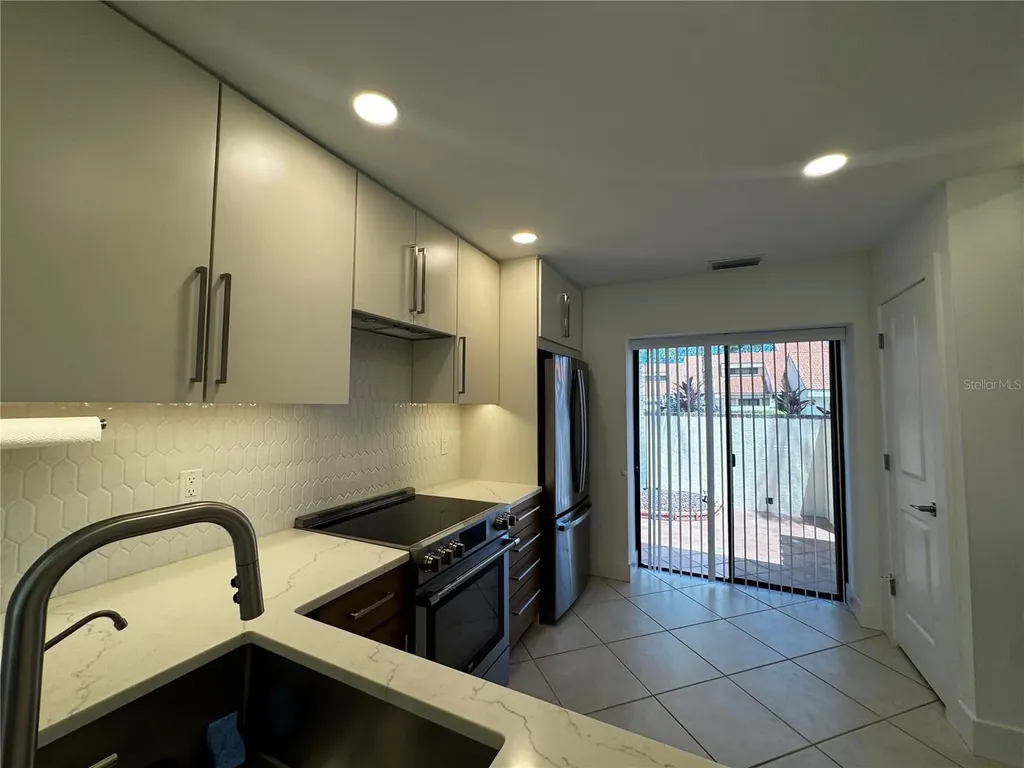 5312 Huntingwood Court Sarasota FL 34235