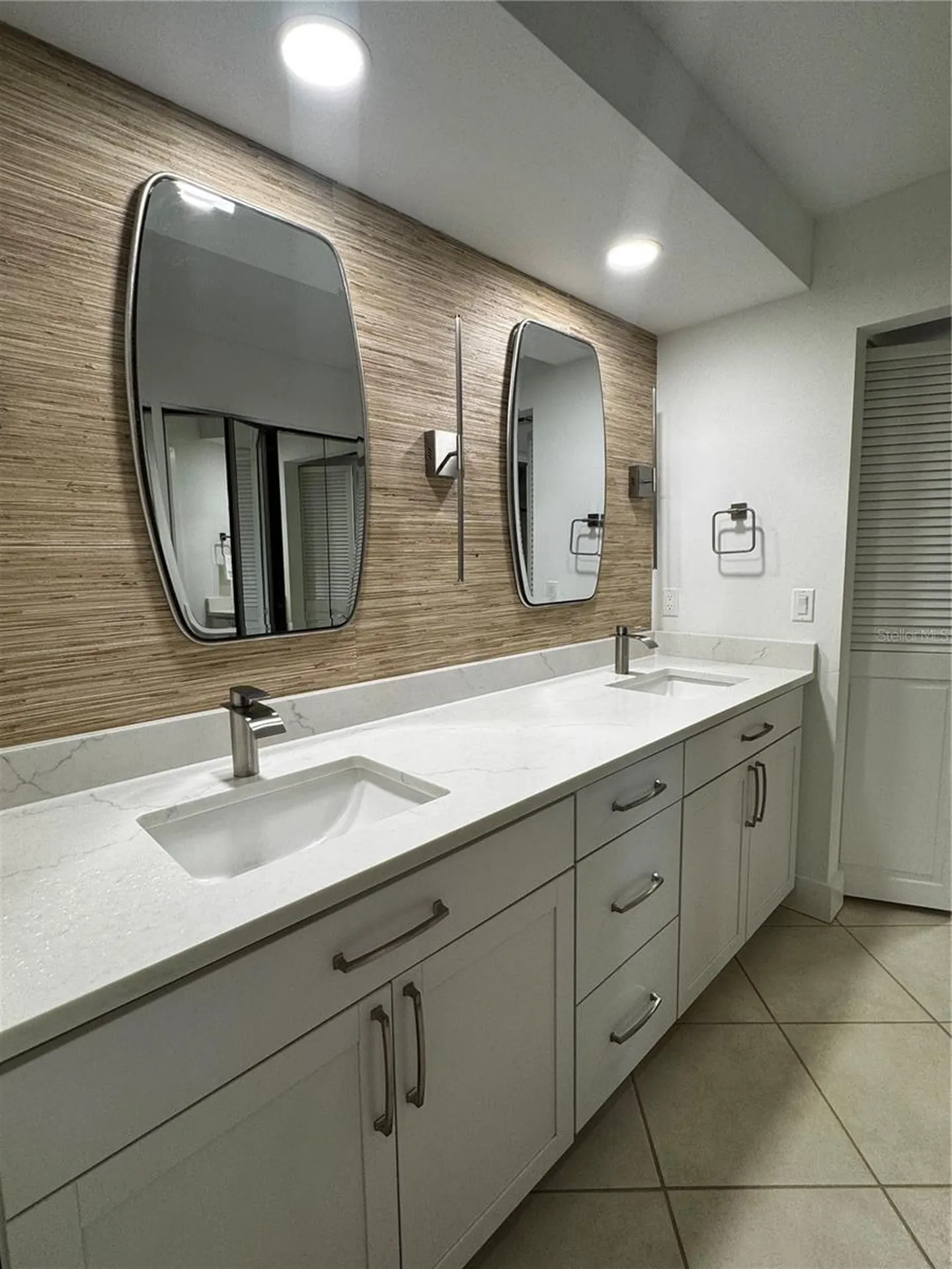 5312 Huntingwood Court Sarasota FL 34235