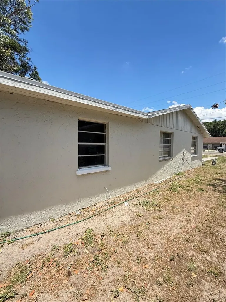 4212 9th Street E Bradenton FL 34208