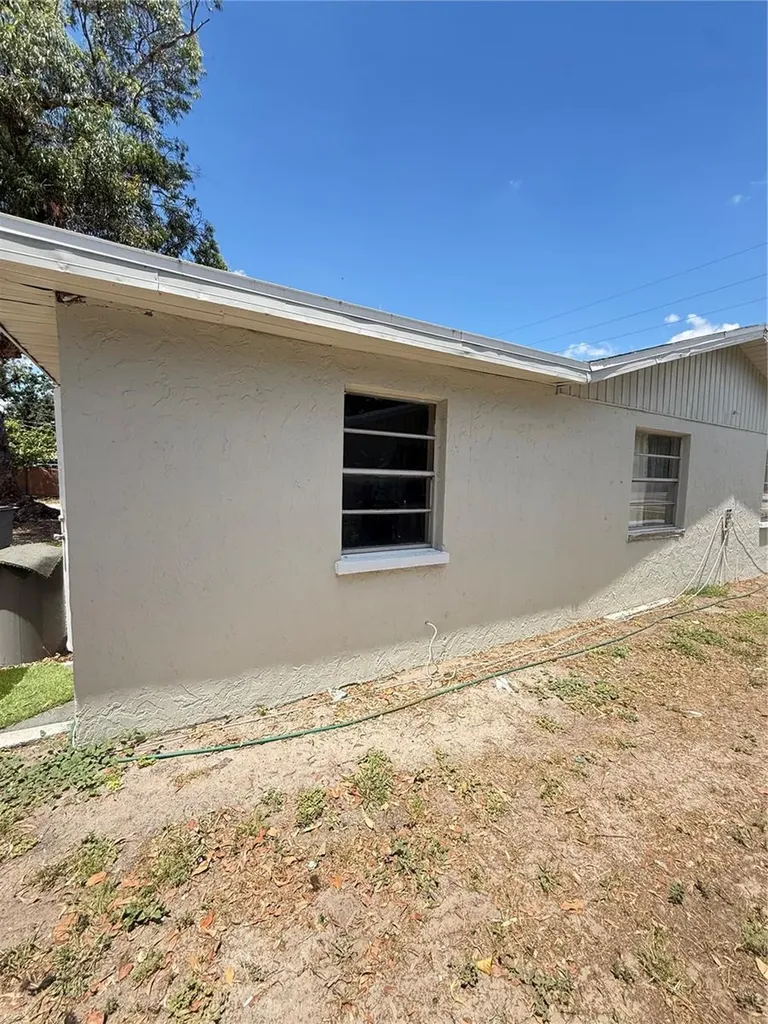 4212 9th Street E Bradenton FL 34208