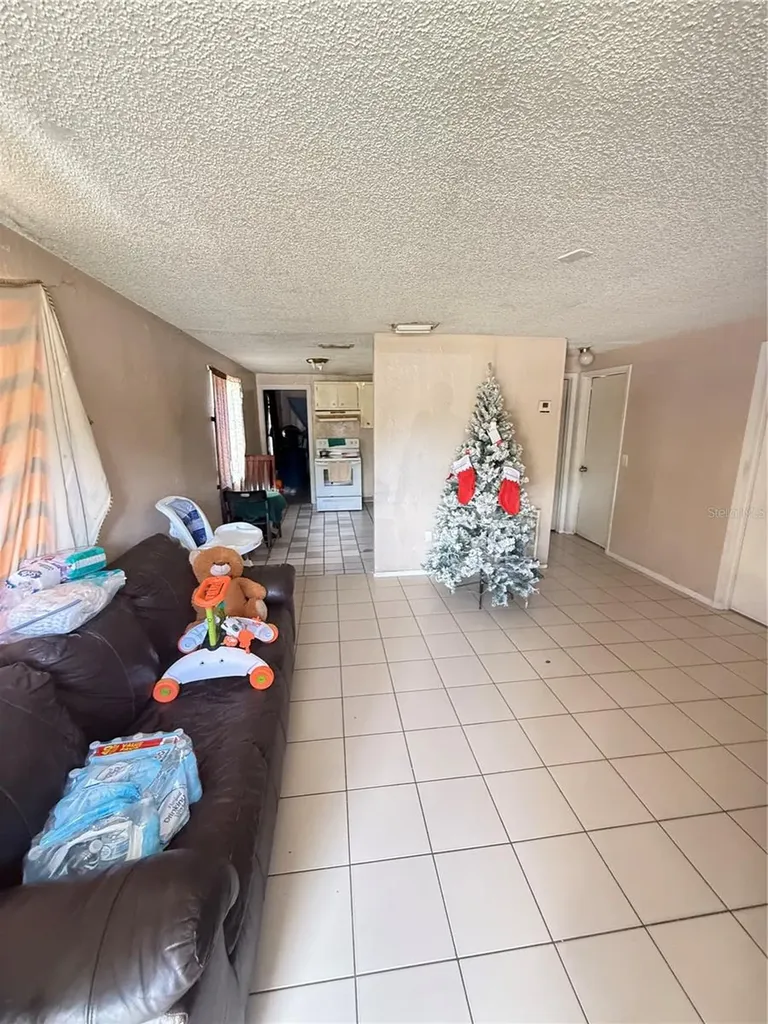 4212 9th Street E Bradenton FL 34208