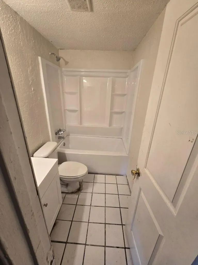 4212 9th Street E Bradenton FL 34208