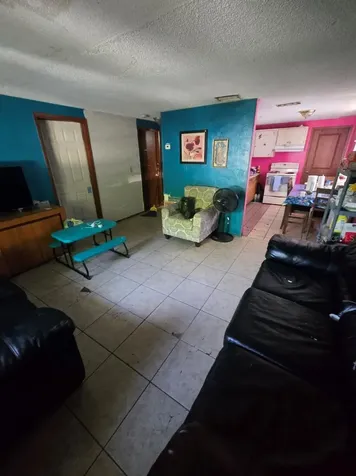 4212 9th Street E Bradenton FL 34208