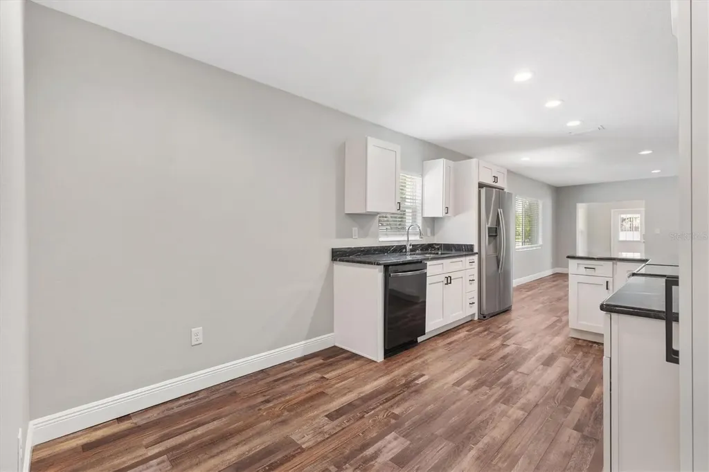 602 Gray Avenue Wildwood FL 34785
