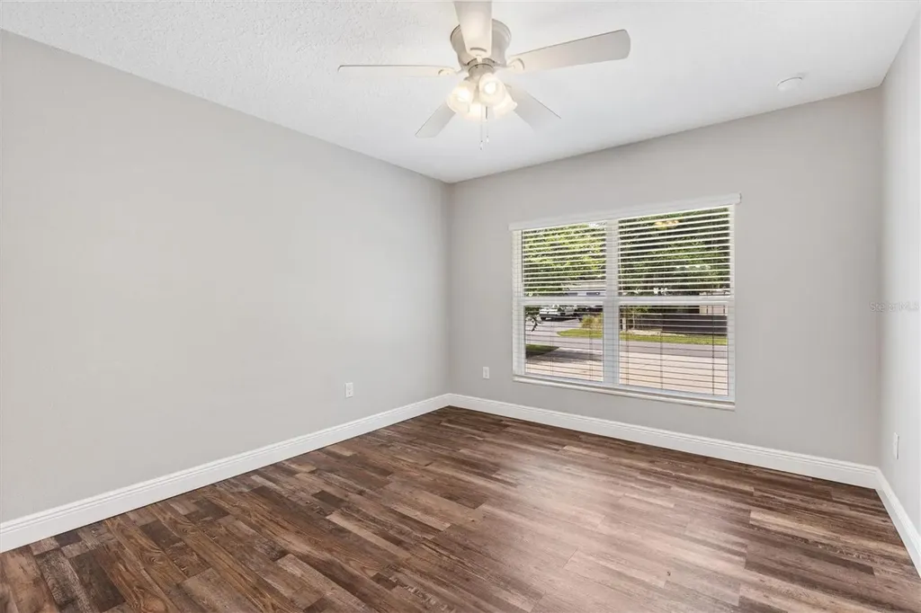 602 Gray Avenue Wildwood FL 34785
