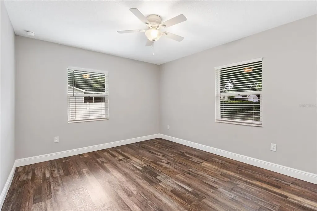 602 Gray Avenue Wildwood FL 34785