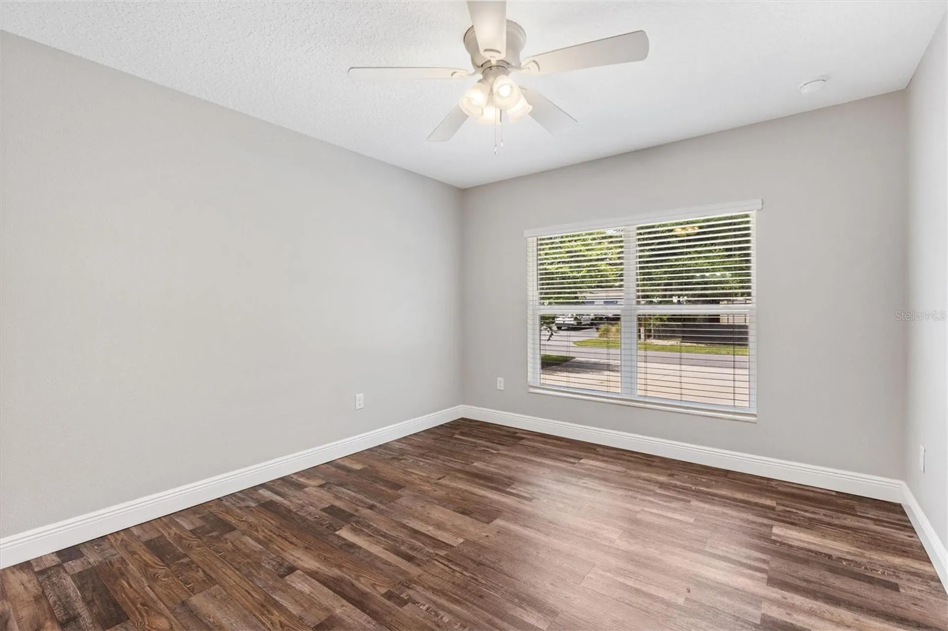 602 Gray Avenue Wildwood FL 34785