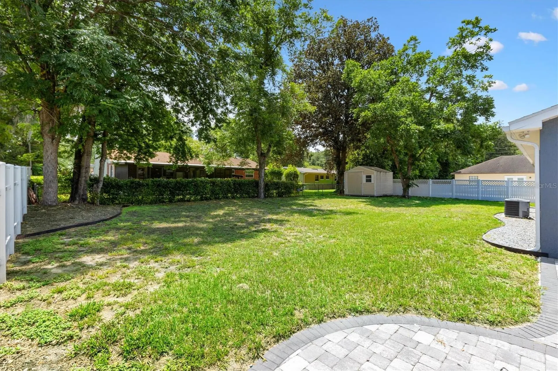 602 Gray Avenue Wildwood FL 34785