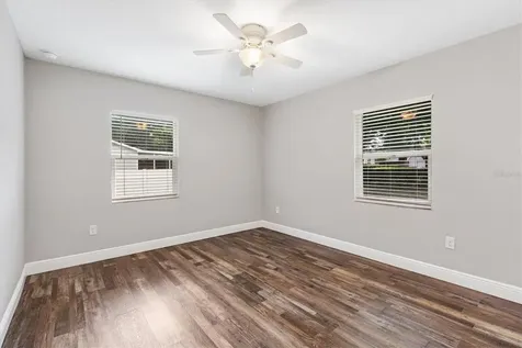 602 Gray Avenue Wildwood FL 34785
