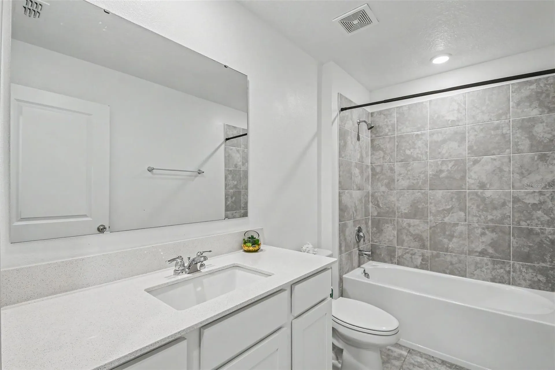 1906 Niagra Drive Davenport FL 33837
