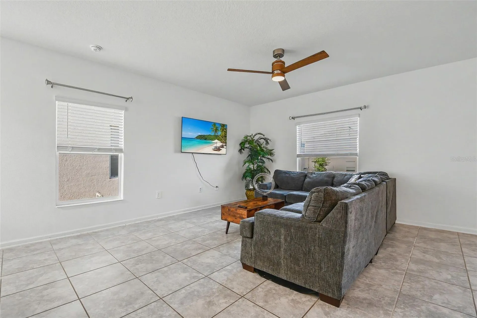 1906 Niagra Drive Davenport FL 33837