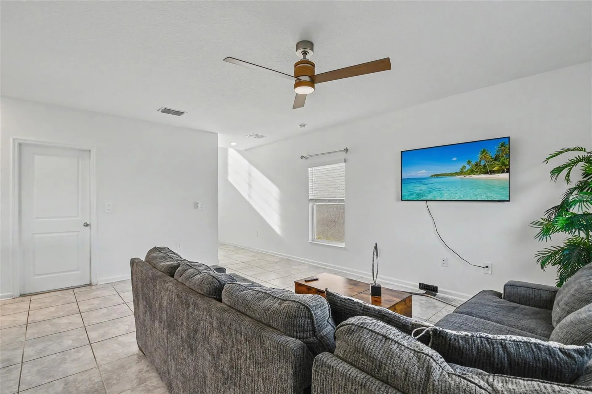 1906 Niagra Drive Davenport FL 33837