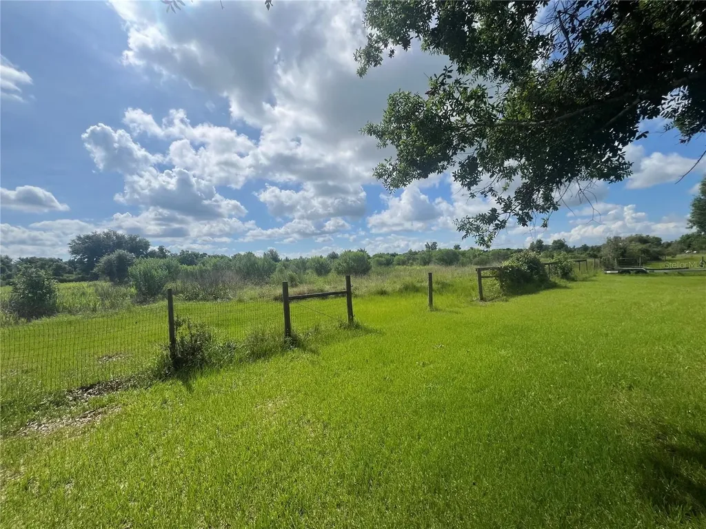 8755 Wauchula Road Myakka City FL 34251