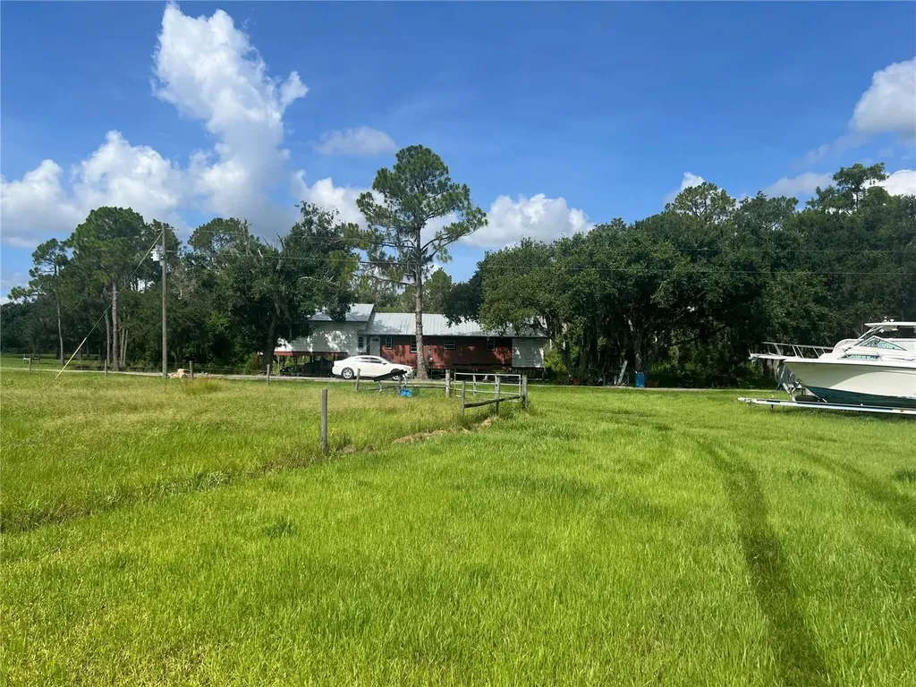 8755 Wauchula Road Myakka City FL 34251