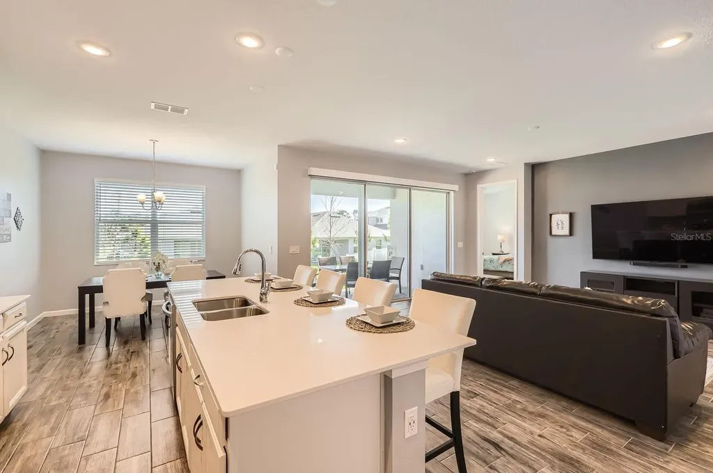 2372 Sirena Lane Mount Dora FL 32757