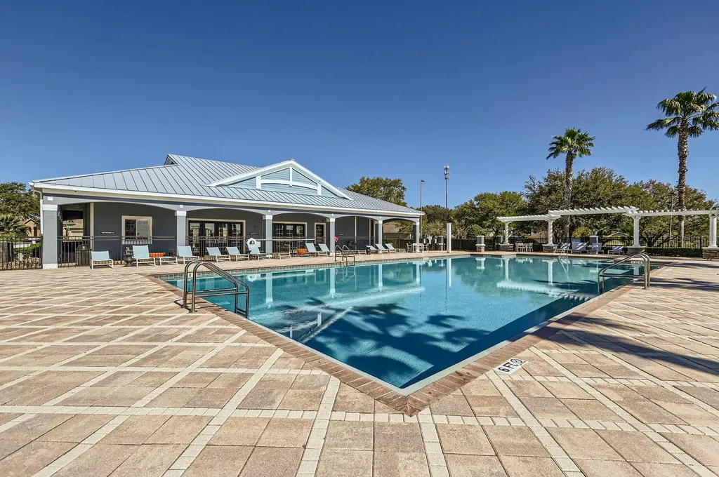 2372 Sirena Lane Mount Dora FL 32757