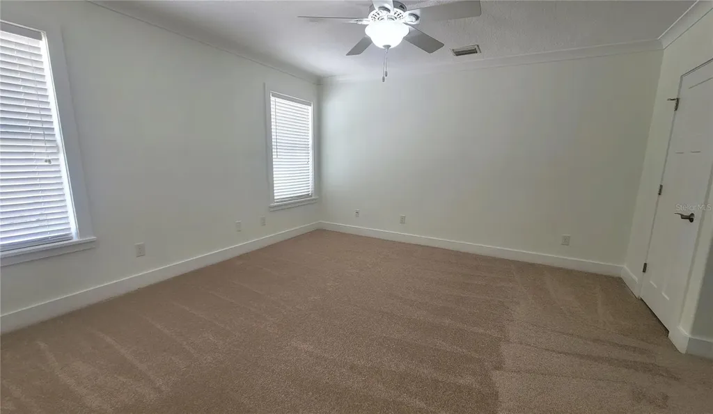 1837 Hollenbeck Drive Orlando FL 32806