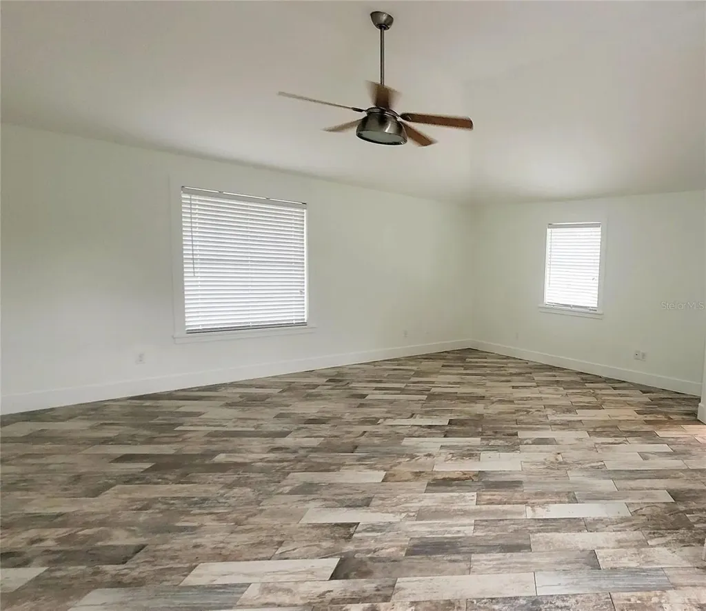 1837 Hollenbeck Drive Orlando FL 32806