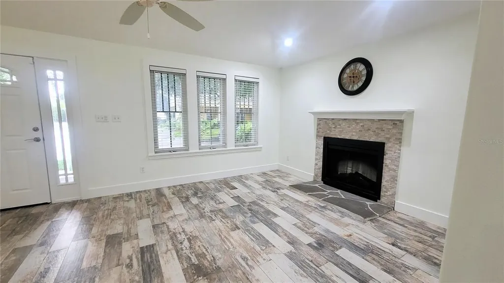 1837 Hollenbeck Drive Orlando FL 32806