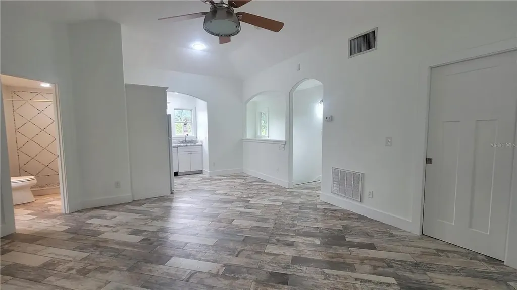 1837 Hollenbeck Drive Orlando FL 32806
