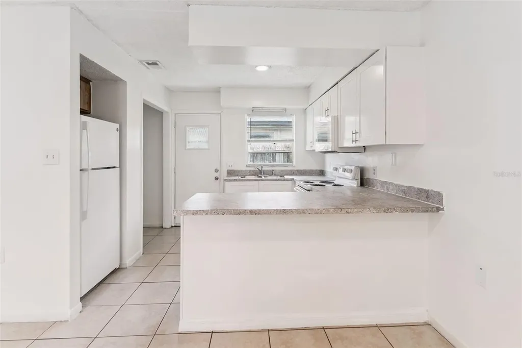 1048 Buccaneer Drive Lakeland FL 33801