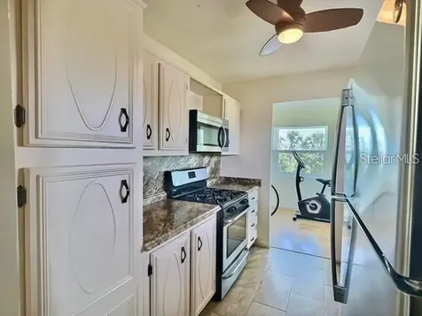 5227 81st Lane N St Petersburg FL 33709
