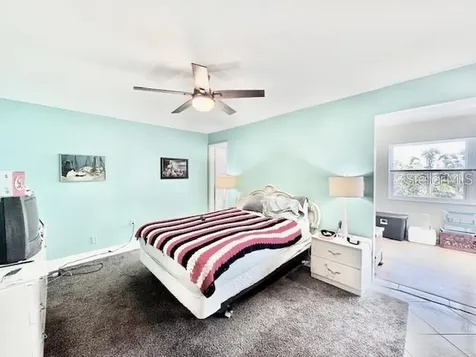 5227 81st Lane N St Petersburg FL 33709