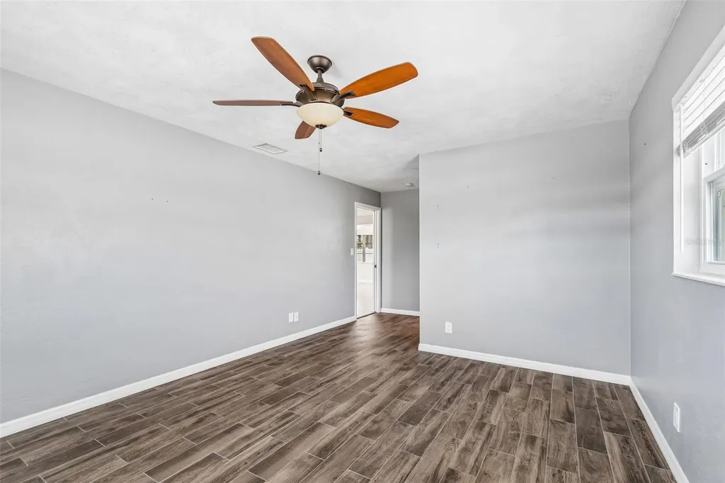 13541 87th Place Seminole FL 33776