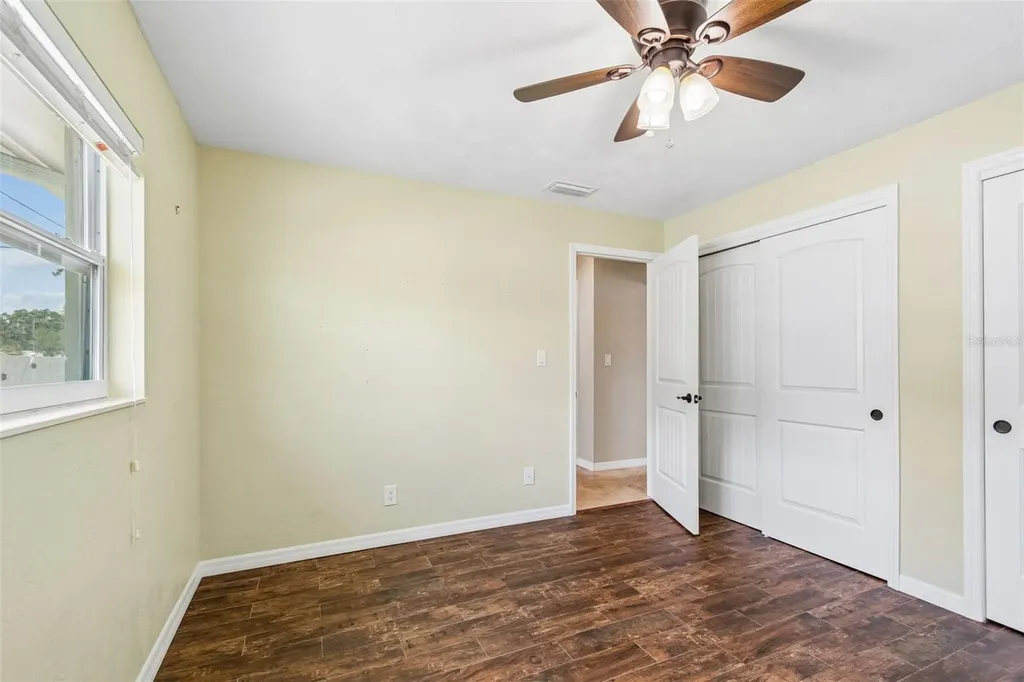 13541 87th Place Seminole FL 33776
