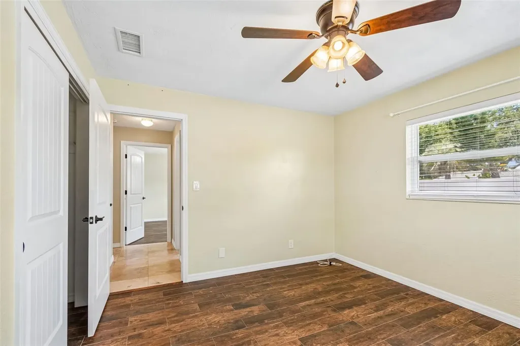 13541 87th Place Seminole FL 33776