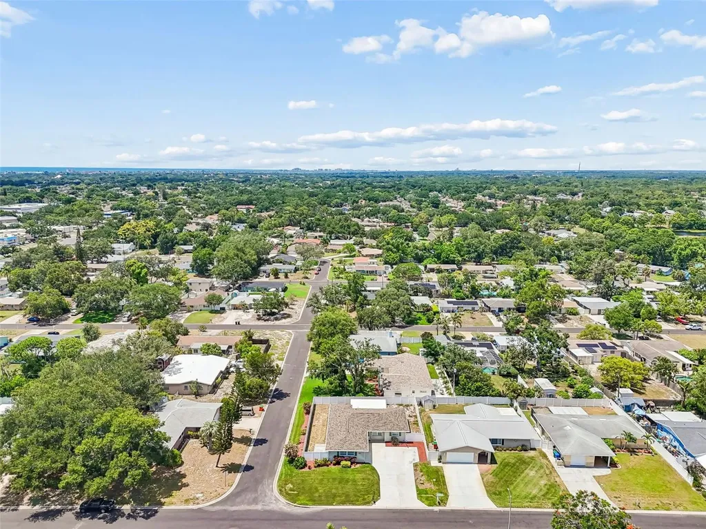 13541 87th Place Seminole FL 33776