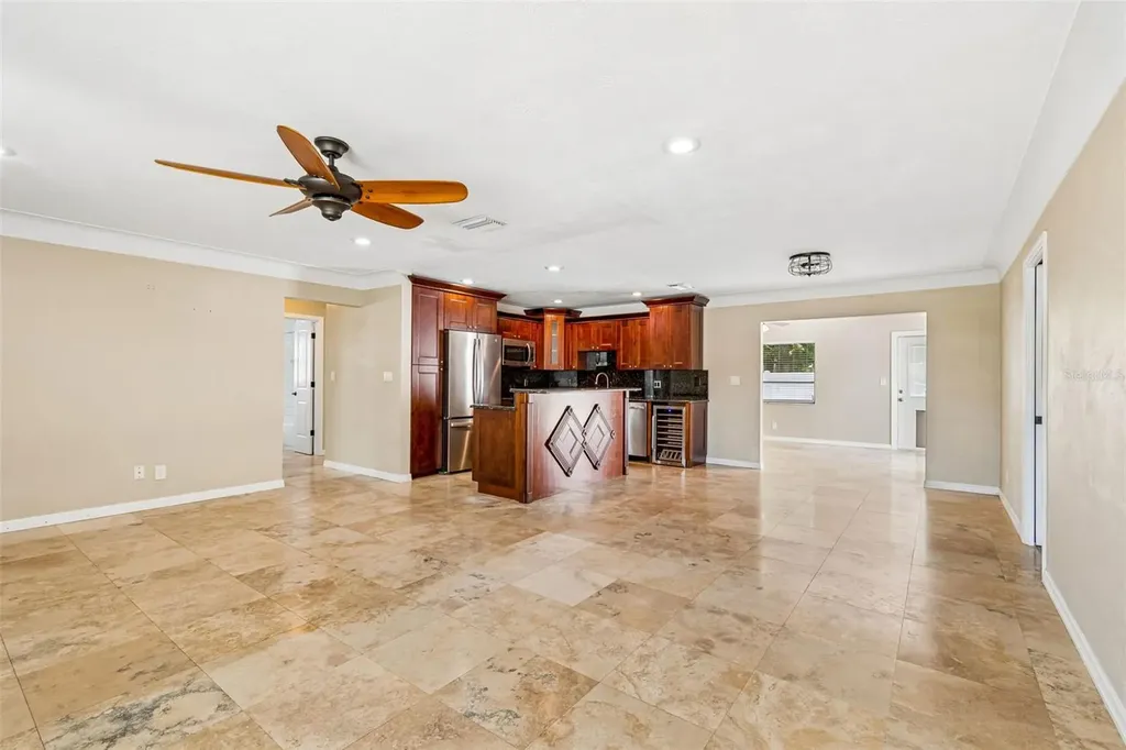 13541 87th Place Seminole FL 33776