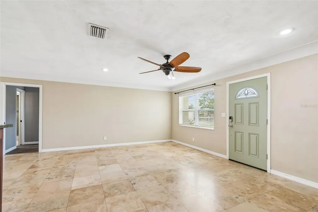 13541 87th Place Seminole FL 33776