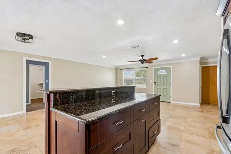 13541 87th Place Seminole FL 33776