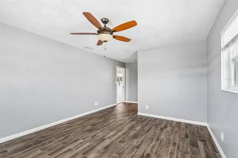 13541 87th Place Seminole FL 33776