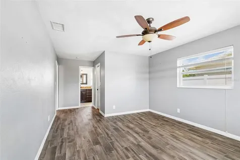 13541 87th Place Seminole FL 33776