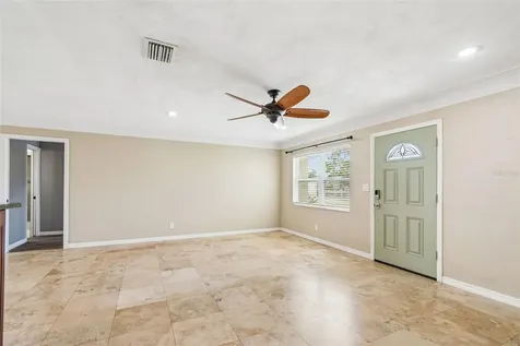 13541 87th Place Seminole FL 33776