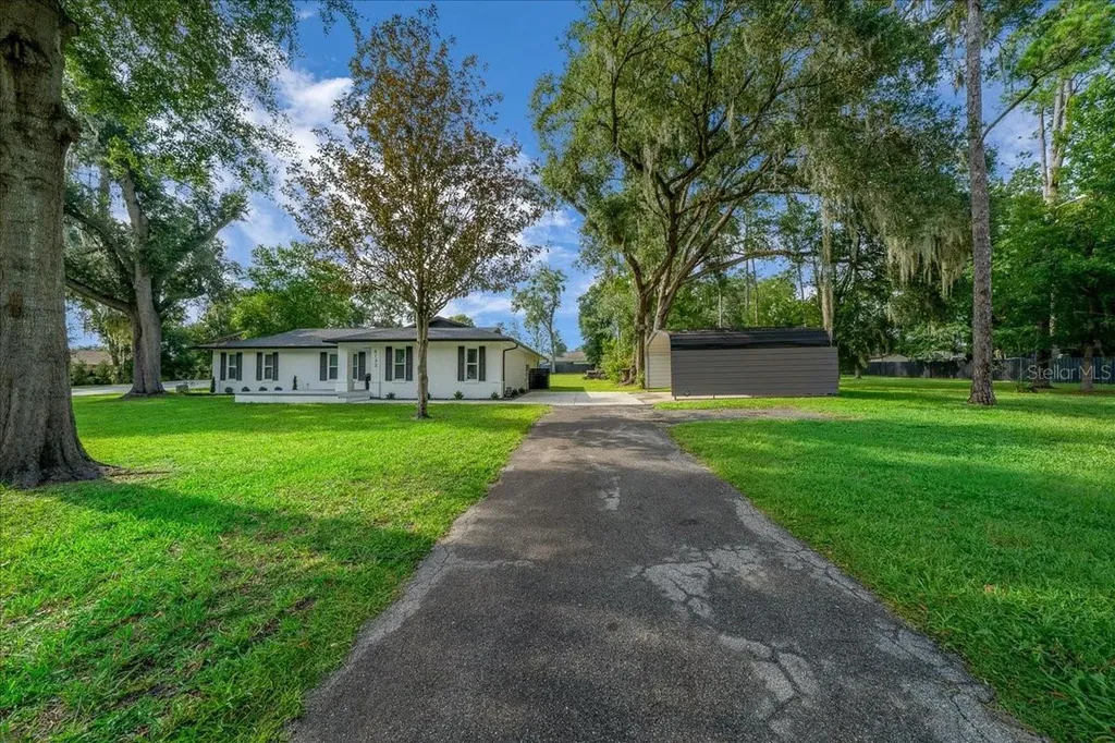 6133 SE 123rd Lane Belleview FL 34420