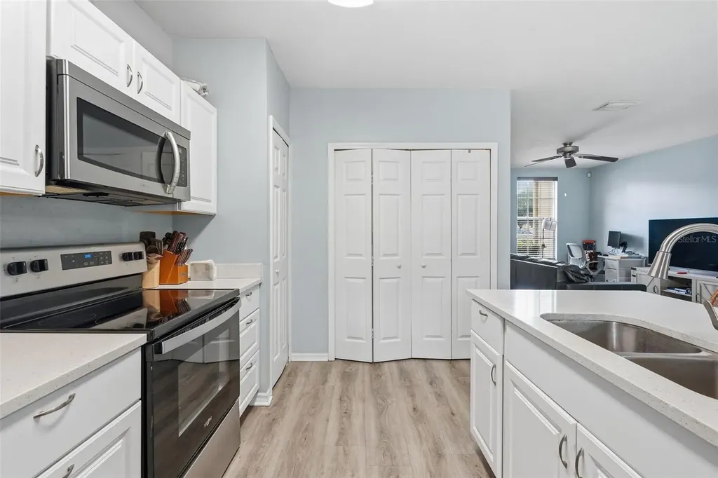 1250 Charlesworth Drive Wesley Chapel FL 33543