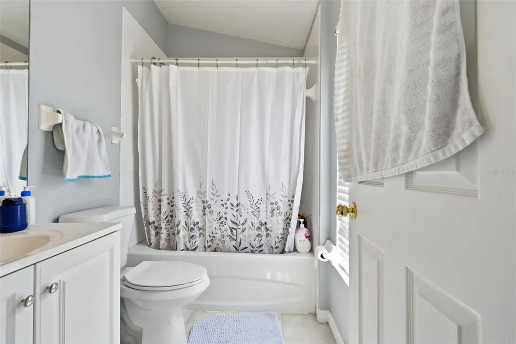 1250 Charlesworth Drive Wesley Chapel FL 33543
