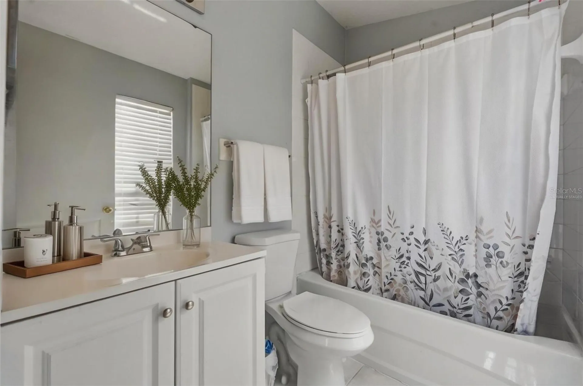 1250 Charlesworth Drive Wesley Chapel FL 33543