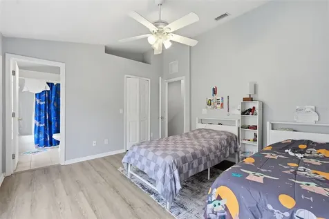 1250 Charlesworth Drive Wesley Chapel FL 33543