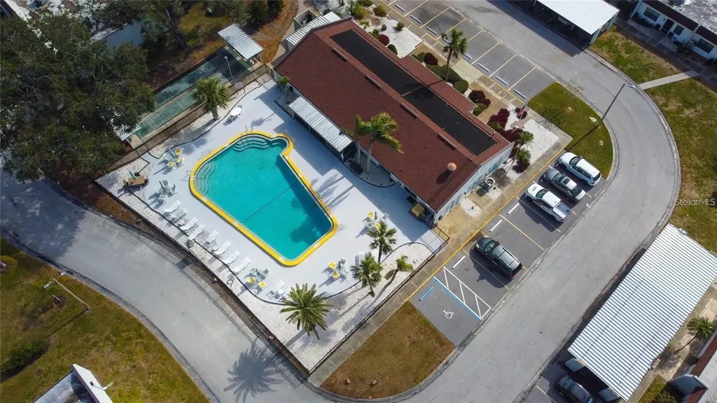 13850 Oakwood Lane Seminole FL 33776
