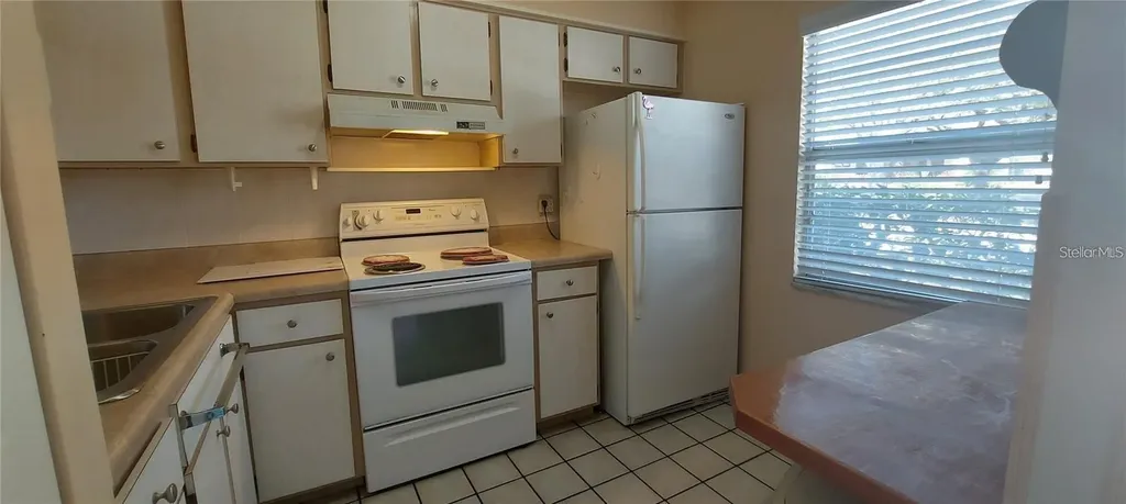 13850 Oakwood Lane Seminole FL 33776