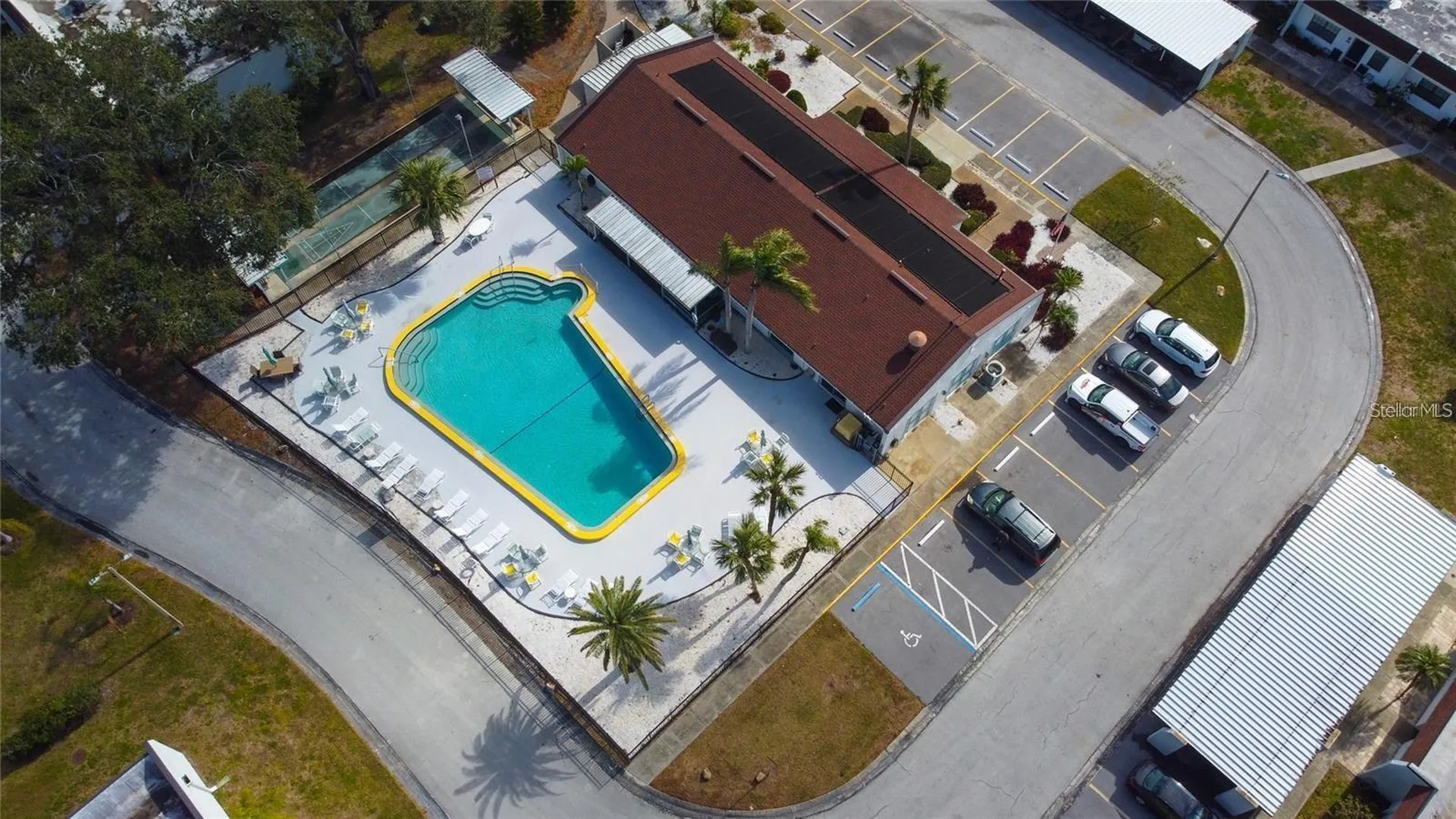 13850 Oakwood Lane Seminole FL 33776