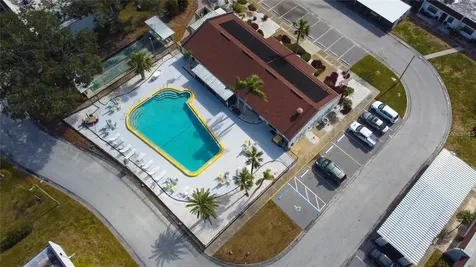13850 Oakwood Lane Seminole FL 33776