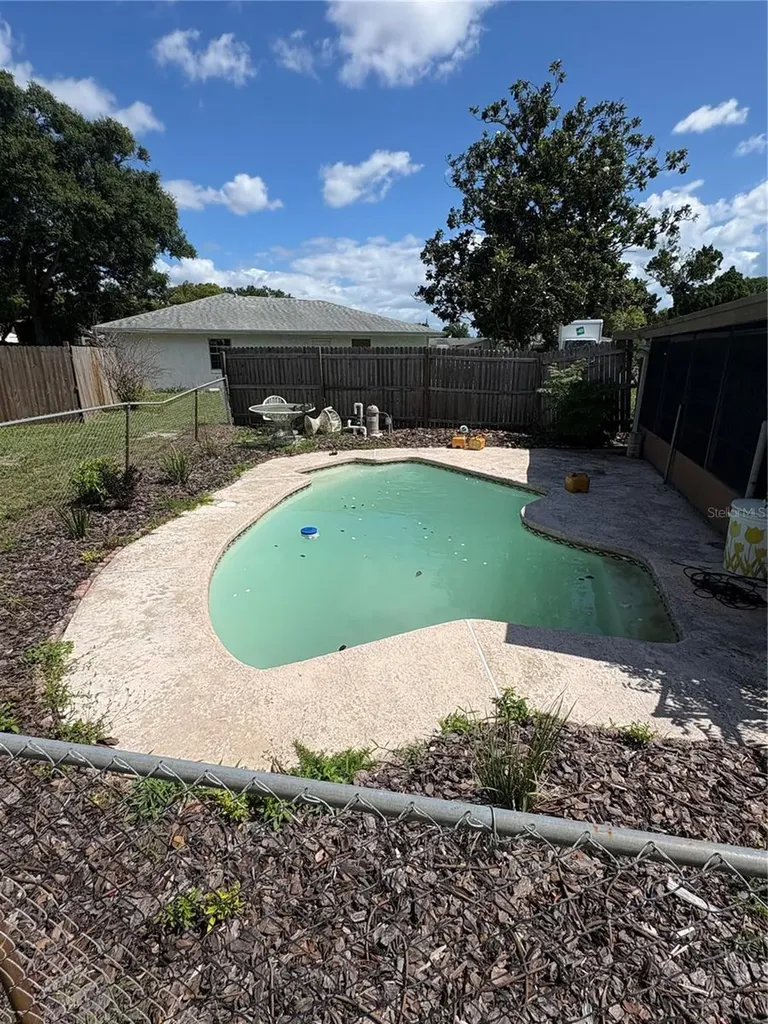 93 Glass Court Port Orange FL 32129