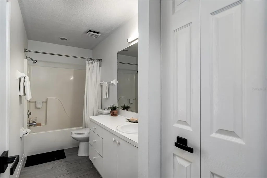 1608 Fairway Oaks Drive Palmetto FL 34221