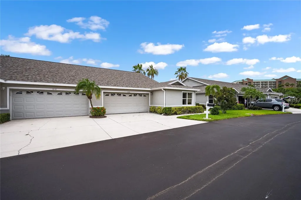 1608 Fairway Oaks Drive Palmetto FL 34221