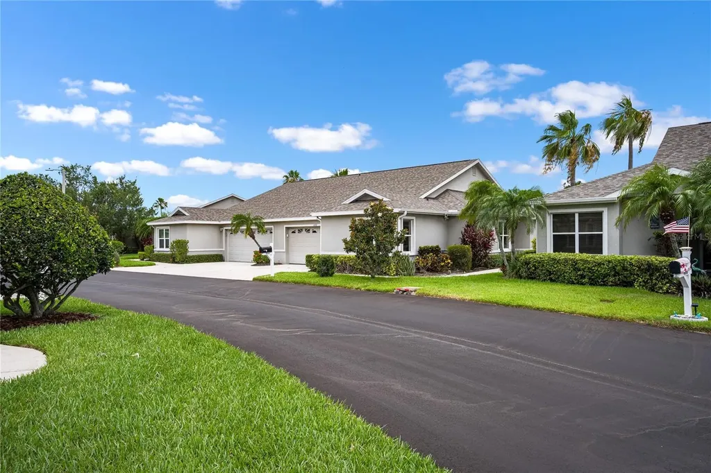 1608 Fairway Oaks Drive Palmetto FL 34221